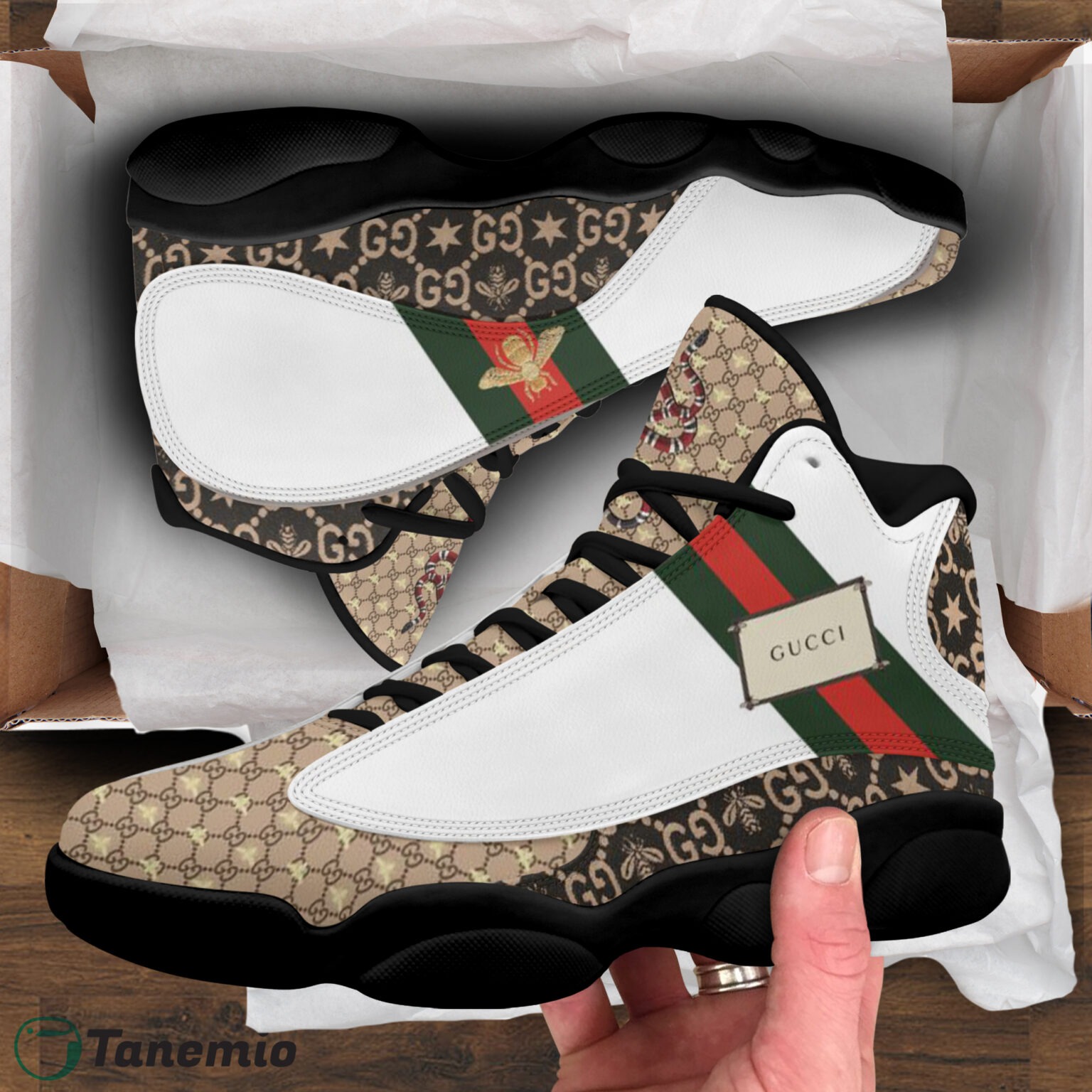 133124928274440366-Gucci-bee-snake-air-jordan-13-sneakers-shoes-gucci-gifts-for-men-women-l-Air-Jordan-13-1536x1536